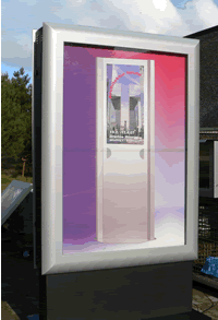 TOTEM BIFACCIALE  20 manifesti pubblicitari retroilluminati per affissioni e arredo urbano  pubblicitario