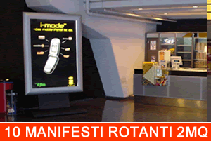 totem per manifesti pubblicitari rotanti nei cinema multisala